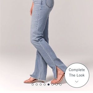 Abercrombie Ultra High Rise 90s Straight Jean in Light with Vent Hem (WORN ONCE)